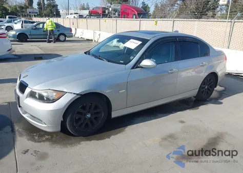2006 BMW 325I z USA, uszkodzony, nr VIN WBAVB175X6NK33416